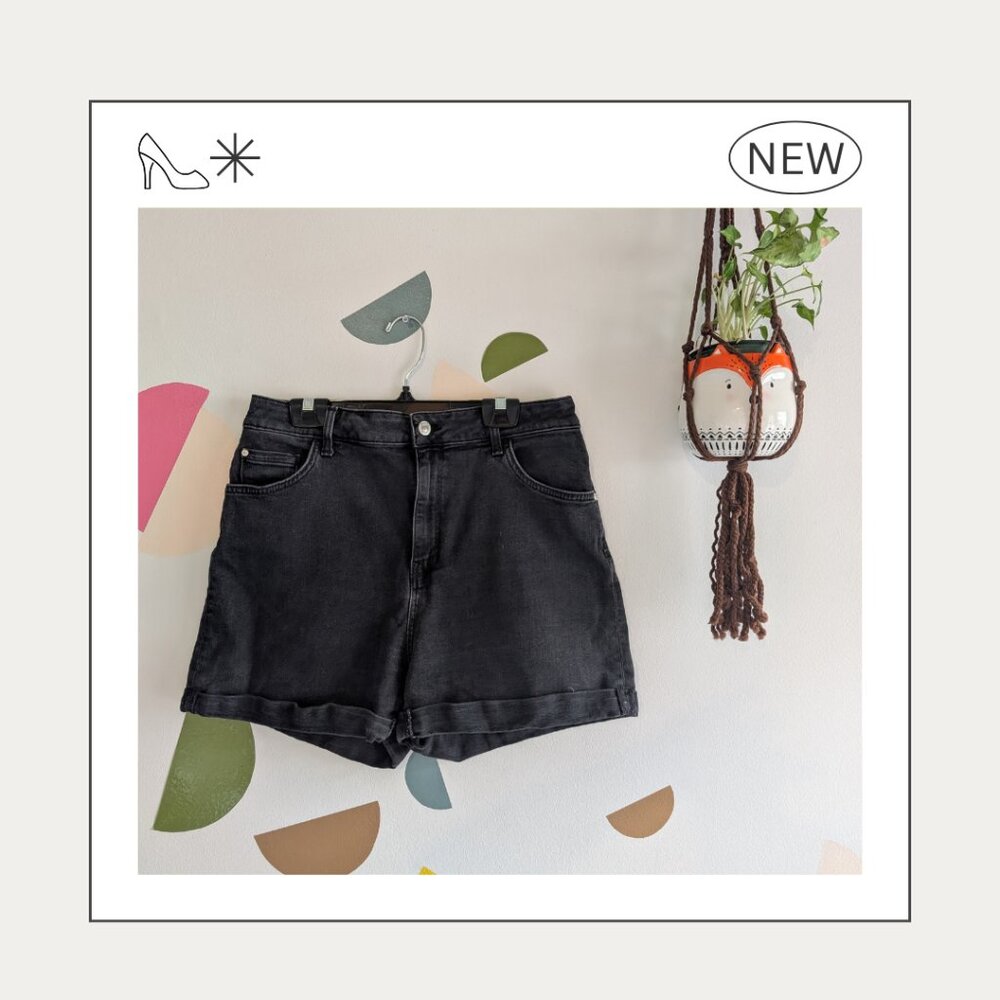 High Waisted Cuffed Shorts